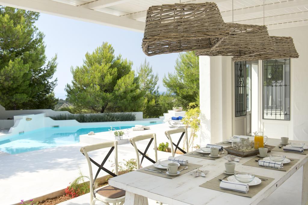 Anemolia Villas With Private Pools Near The Most Beautiful Beaches Of Alonissos Isomata Eksteriør billede